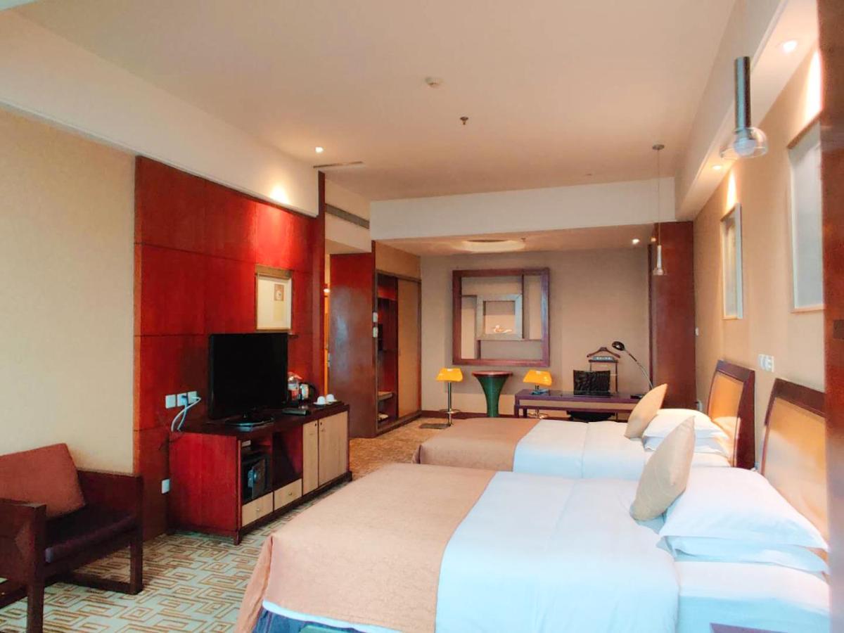 Empark Grand Hotel Куньмин Экстерьер фото